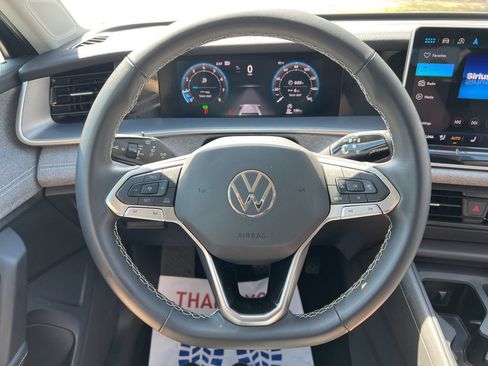 Used 2025 Volkswagen Tiguan S FWD image 15
