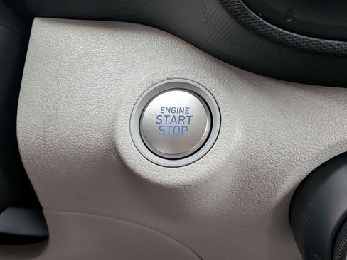 New 2026 Hyundai Venue SEL image 13