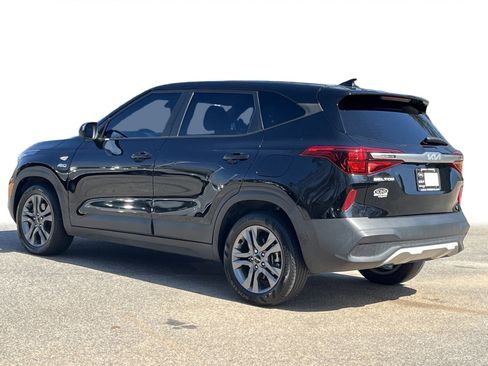 Used 2023 Kia Seltos LX image 22