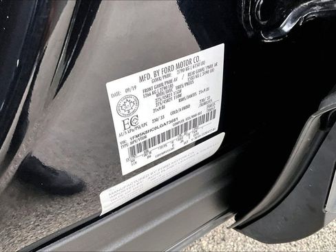 Used 2020 Ford Explorer Platinum image 33