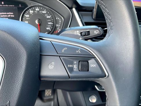 Used 2024 Audi Q5 Premium image 23