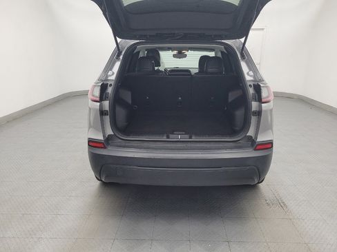 Used 2021 Jeep Cherokee Latitude Plus FWD image 29