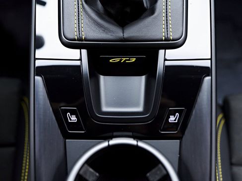 Used 2022 Porsche 911 GT3 image 61