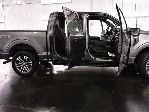 Used 2022 Ford F150 XL w/ STX Appearance Package image 33