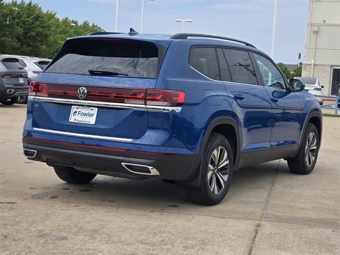 New 2026 Volkswagen Atlas SE image 4