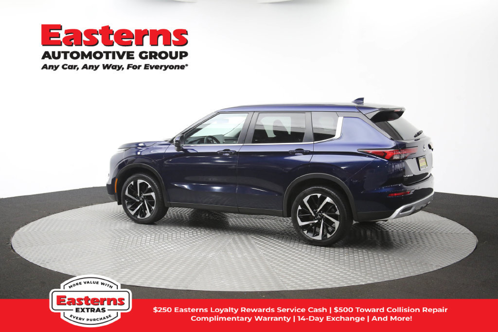 Used 2024 Mitsubishi Outlander SE FWD image 64