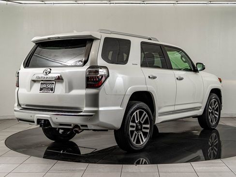 Used 2019 Toyota 4Runner Limited AWD/4WD image 10
