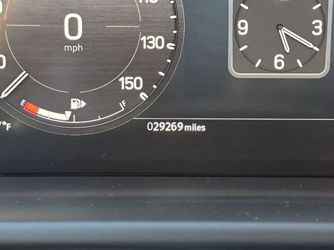 Certified 2024 Land Rover Defender 110 X-Dynamic SE AWD/4WD image 14