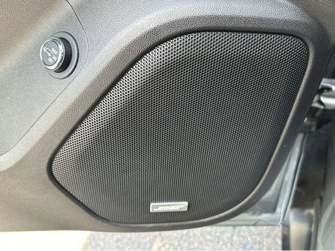 Certified 2023 GMC Acadia Denali FWD image 33