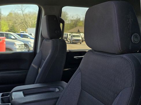 Used 2025 Chevrolet Silverado 2500 Custom w/ Custom Value Package image 25