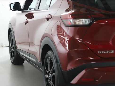 Certified 2023 Nissan Kicks SR FWD image 42