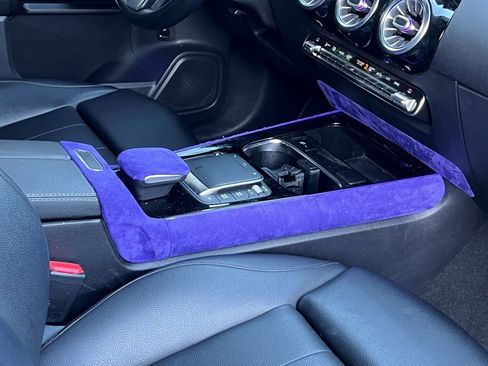 Used 2021 Mercedes-Benz GLA 250 4MATIC w/ Premium Package image 15