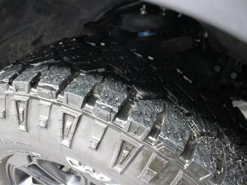 Used 2025 RAM 1500 Rebel image 7