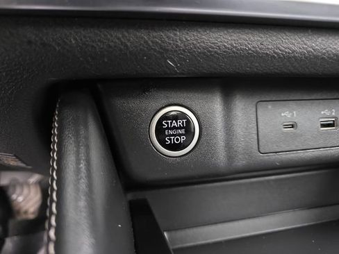 Used 2023 Nissan Rogue SL image 37