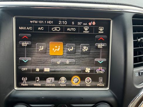 Used 2015 Jeep Grand Cherokee Limited image 12