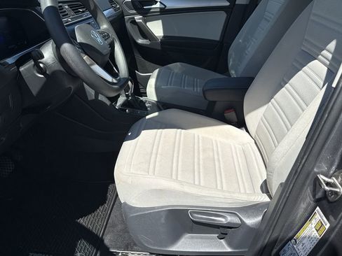 Used 2022 Volkswagen Tiguan S image 12