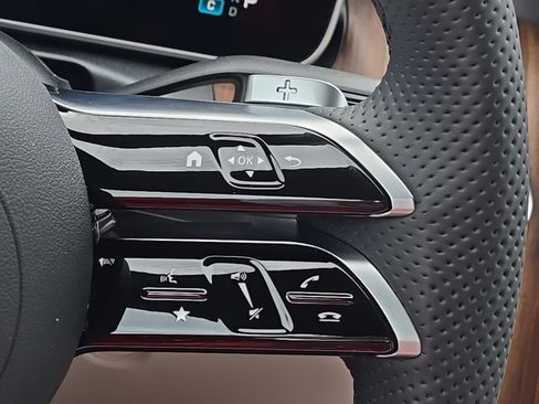 New 2026 Mercedes-Benz CLE 300 4MATIC Coupe image 11