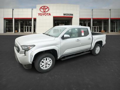 New 2025 Toyota Tacoma SR5