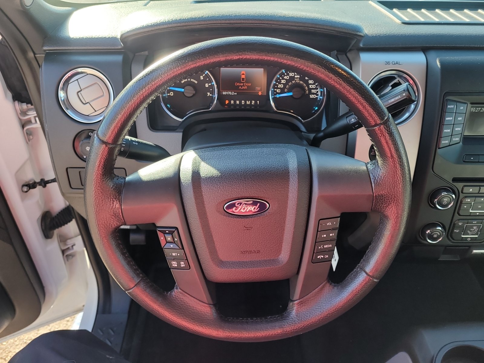 Used 2014 Ford F150 XLT w/ Equipment Group 302A Luxury AWD/4WD image 9