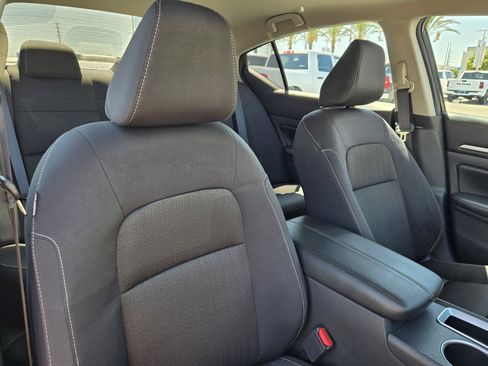 Used 2022 Nissan Altima 2.5 SV FWD image 33
