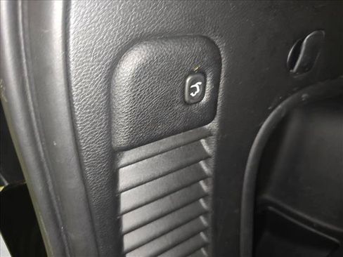 Used 2022 Jeep Grand Cherokee Limited AWD/4WD image 13