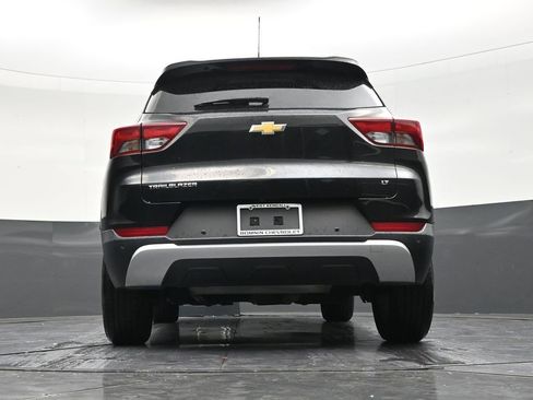 Used 2022 Chevrolet TrailBlazer LT w/ Convenience Package FWD image 23