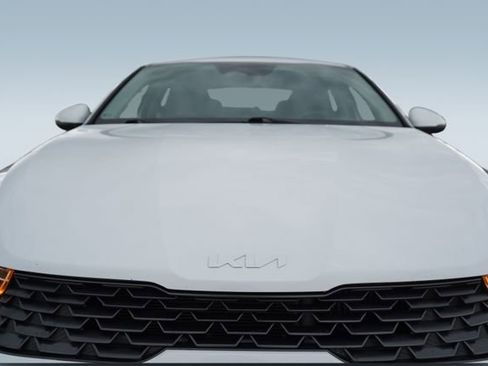 Used 2022 Kia K5 LXS image 35