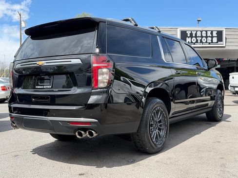 Used 2021 Chevrolet Suburban High Country image 29