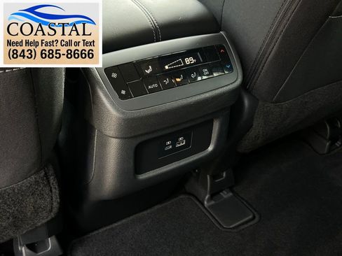 Certified 2025 Nissan Pathfinder SV FWD image 18