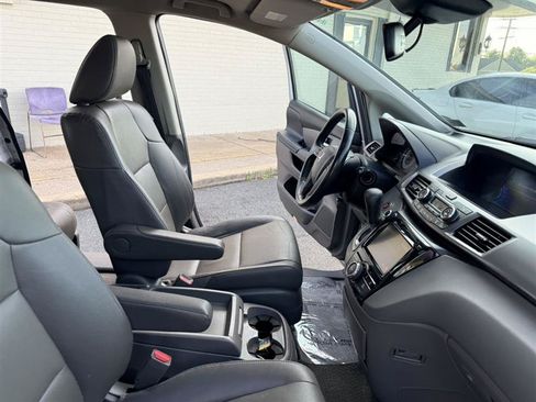 Used 2014 Honda Odyssey EX-L image 12