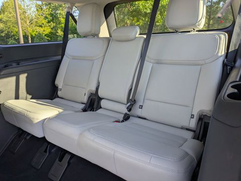 Used 2025 Ford Expedition Max Platinum w/ Driver's Package AWD/4WD image 28