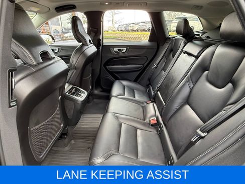 Used 2023 Volvo XC60 B5 Ultimate w/ Climate Package AWD/4WD image 19