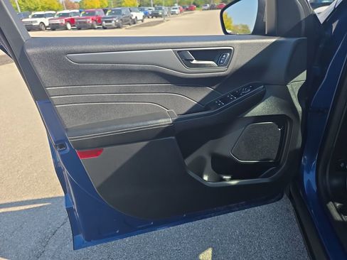 Used 2023 Ford Escape Active image 18