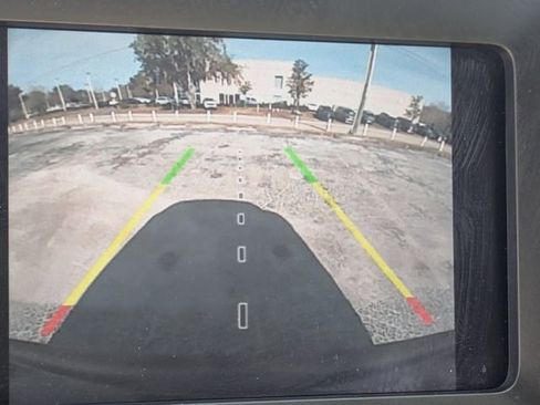 Used 2019 Jeep Cherokee Latitude w/ Popular Appearance Group image 22