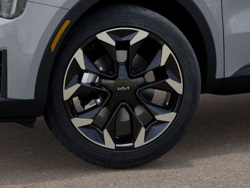 New 2026 Kia Sorento EX FWD image 9