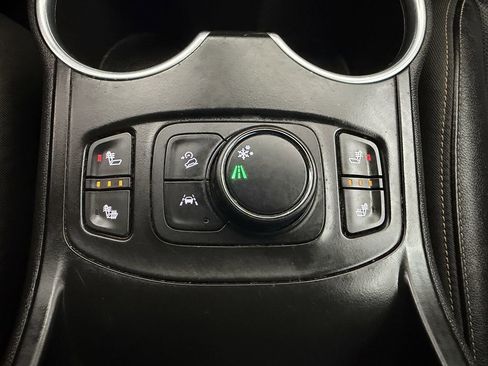 Used 2021 GMC Terrain SLT w/ Infotainment Package II image 24