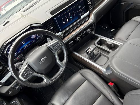 Used 2023 Chevrolet Silverado 1500 RST AWD/4WD image 14