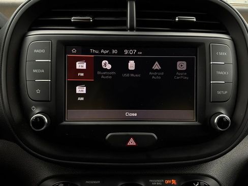 Used 2025 Kia Soul LX w/ LX Technology Package FWD image 28