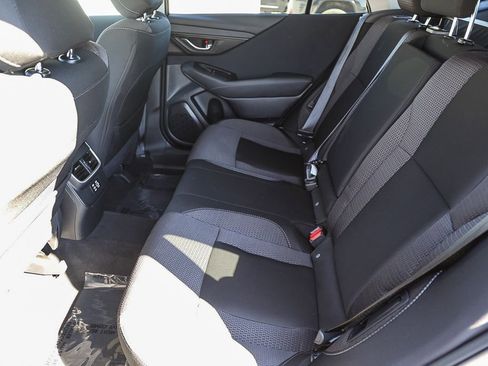 Used 2025 Subaru Outback Premium image 19