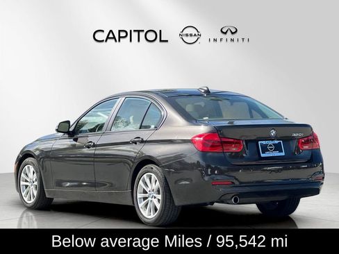 Used 2018 BMW 320i Sedan image 3