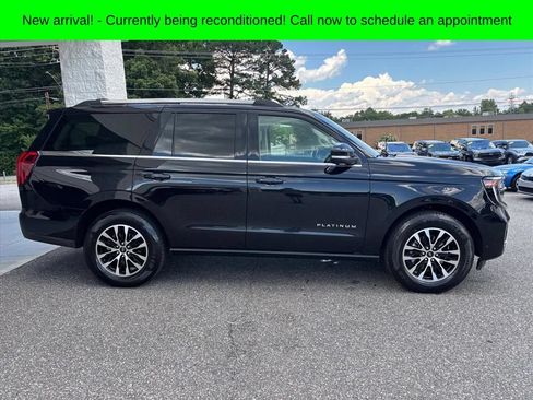 Used 2025 Ford Expedition Platinum AWD/4WD image 20