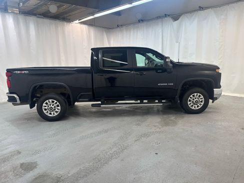 Certified 2025 Chevrolet Silverado 2500 LT w/ Convenience Package image 6