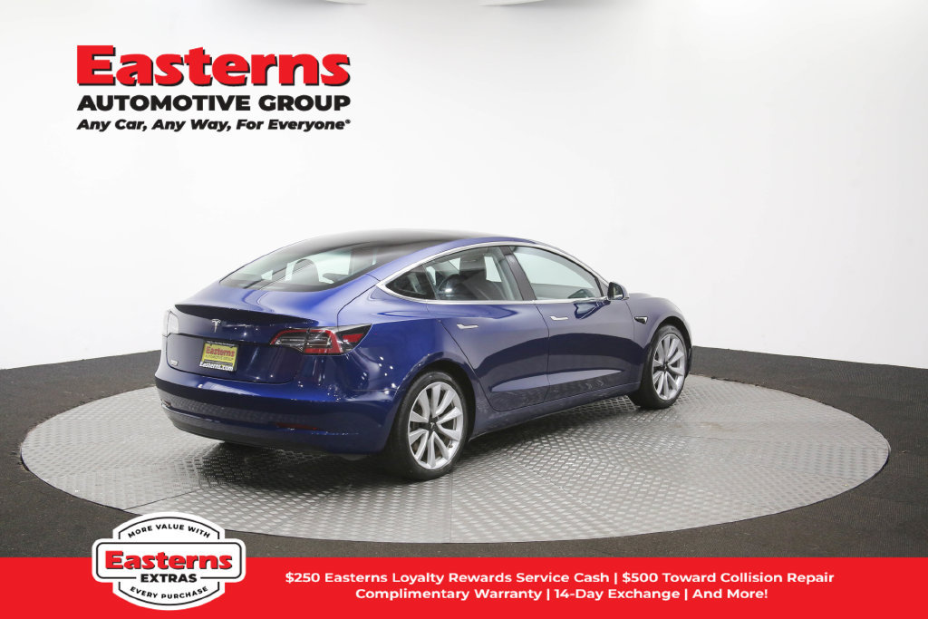 Used 2018 Tesla Model 3 Long Range RWD image 37