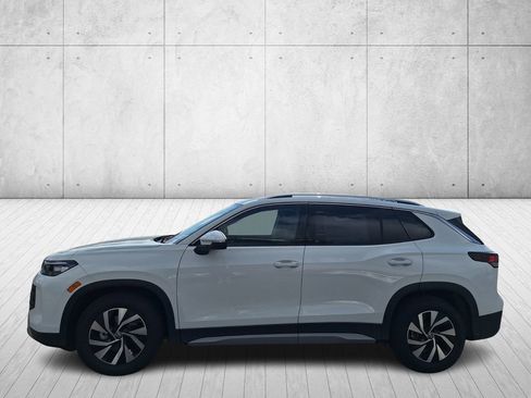 New 2025 Volkswagen Tiguan S image 2