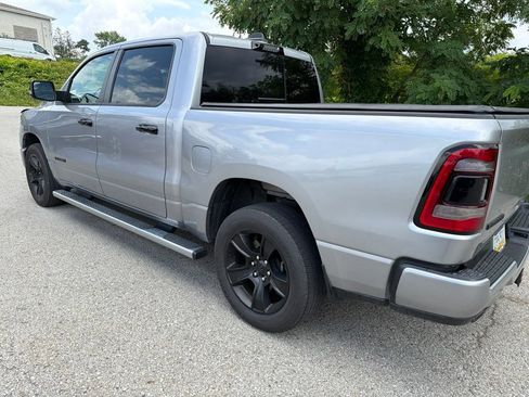 Used 2023 RAM 1500 Big Horn AWD/4WD image 3