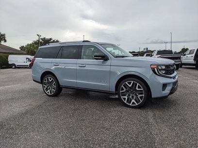 New 2027 Ford Expedition Platinum w/ Platinum Ultimate Package
