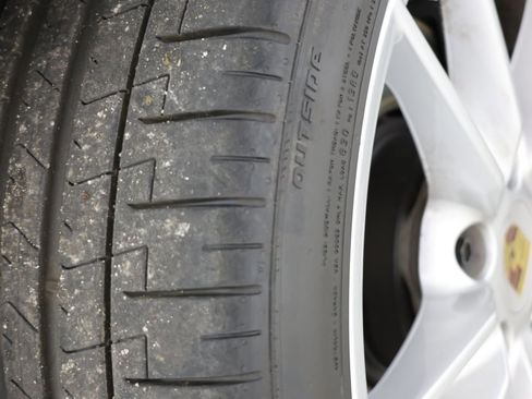 Used 2026 Porsche 911 Carrera image 14