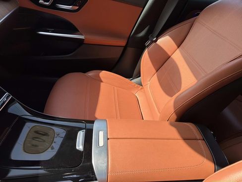 Used 2022 Mercedes-Benz C 300 Sedan image 16