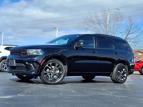 Used 2025 Dodge Durango GT w/ Blacktop Package image 2