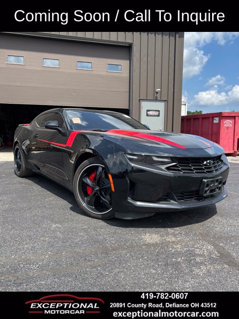Used 2022 Chevrolet Camaro LT w/ Technology Package RWD image 1